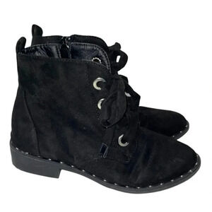 New Edition 7.5 black‎ laced ankle boots